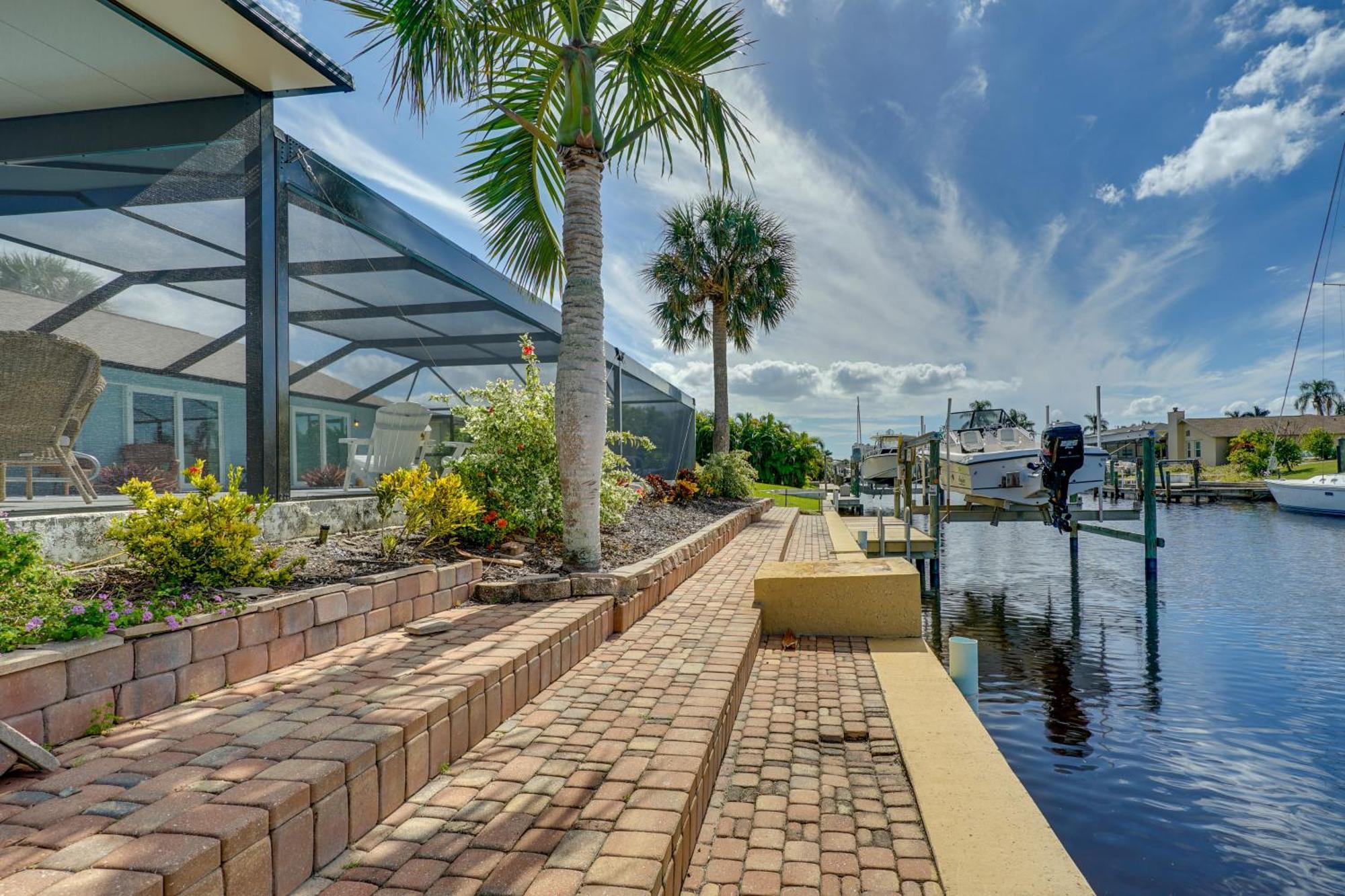 Beachy Cape Coral Home - Swim, Fish, Boat! Dış mekan fotoğraf